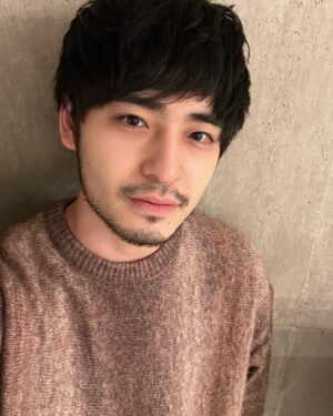 Issei Kobayashi Instagram - .
.
26歳になったら
髭が生えてました
.
.
#26歳好きと繋がりたい