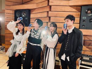 Issei Kobayashi Instagram - .
配信見てくれた人さんきゅー！
ツアーでみんなに会えるのが楽しみだぜ