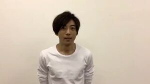 Issey Takahashi Instagram - みなさん、氷結インスタグラムに約2ヶ月お付き合いいただきまして、ありがとうございます。これからも旅する氷結をよろしくお願いいたします。
#高橋一生 #旅する氷結