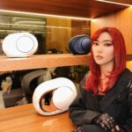 Isyana Sarasvati Instagram - Experiencing life through a memorable sound with @devialet 🤍 @devialet.id new store opening event at Pacific Place #Devialet #DevialetIndonesia