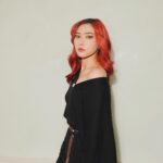 Isyana Sarasvati Instagram - 🖤