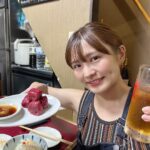 Itô Karin Instagram - . . 人気で予約の取れない焼肉屋🥹🫶 奇跡的に予約が取れたので行ってきたよ！ 京成立石初めて降り立ちました！ 気になるお店いっぱいあった〜！！！ そしてお目当ての 「焼肉 幸泉」 前評判通りの肉質…🥩 さらに味付けも完璧で…😭 味のある店内と、親切な店主さん、 旨い肉、旨い酒があって もう本当に最高な夜でした！🫠 またいつか行ける日を夢見て…🥹 #焼肉幸泉 #京成立石 #京成立石グルメ #焼肉 #焼肉女子 焼肉　幸泉