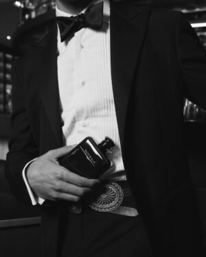 Itzan Escamilla Instagram - 🖤 #ralphsclub 
#ralphlaurenfragrances 
@ralphlaurenfragrances 
@druni_perfumerias
