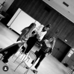 Itziar Ituño Instagram - Bidaia/Die Reise...motorrak berotzen hasi gara jada gaur domekan azaroaren 4ko emanaldirako. Gasteizen izango da E.H-ko estreinaldia "Printzipal Antzokian" Bidai kolektibo eder honetan berriz murgiltzeko desietan...holan abiayzen da abentura hau "Und dann steh ich vor mir, ich bin hier! ...ich weiß ich bin hier"" (Nire buruaren aurrean pareu ta, hamen nago...dakidan gauza bakarra da) Die Reise /El viaje...hoy domingo calentando motores para el estreno el 4 de noviembre en el Teatro Principal de Vitoria-Gasteiz. Deseando sumergirme otra vez en éste emocionante viaje colectivo cuya aventura arranca con éstas palabras: "Und dann steh ich vor mir, ich bin hier...ich weiß ich bin hier" (Me paro frente a mí misma. Estoy aquí, es lo único que sé) Bilbao, Spain