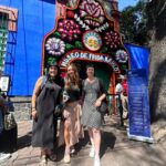 Itziar Ituño Instagram - Frida Kalhoren etxemuseoraino heldu arrapaladan eta sarrerarik ez danean geratzen😓🥺oooooohhh!@casafridakahlo ..plan B, cochinita pibil tako eder batzuk jan ondoko jatetxean "Cochinita Country Coyoacan"😋@cochinitacountrycoyoacan Cuando llegas del aeropuerto a la casa museo de Frida @casafridakahlo a la carrera en un uber y...entradas agotadas🙈🥺...ooooohhhh...plan B, comer tacos de cochinita pibil😋 @cochinitapibilcountrycoyoacan