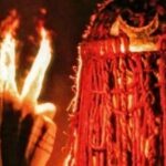 Itziar Ituño Instagram - Asteburua hastear dago oraindik IRATI filma ikusi ez badozue aukera paregabea dekozue Amazon Primen. Hau da nire pertsonaia MARI, DAMEA, euskaldunon jainkosa, eguraldiaren jabea, sua, zigorra eta oparia, AMA. Eta nik euskaldune izanda ezin dot imajinatu pertsonai hau interpretatzea baino opari hoberik munduen. Aholkua, ikusten bozue ikusi euskeraz, erderaz ez gara gu😉😘 @filmaxpresenta @amazonprime @iratifilm #mari #anbotokodama Es fin de semana, si aún no habeis visto IRATI teneis una buena oportunidad estos dias en Amazon Prime. Éste es mi personaje, MARI, LA DAMA, la diosa de l@s vasc@s, sueña del clima, fuego, castigo y premio, MADRE. Y yo siendo vasca no puedo imaginar un regalo mejor en el mundo que haber podido interpretar éste personaje. Un consejo, si la veis verla en euskera que en castellano no somos nosotras😉