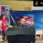 Itziar Ituño Instagram - Fisaharan @fisahara_2022, AMARAL @amaral.oficial -en itxierako kontzertuan koroak egiten, Amanda Solarrek @amanda.solar eta biok, Baka perkusiojole saharatarrak lagunduta "Mares igual que tú" kantan, basamortuko hondar itsasoen aurrean. Ederra momentua , ahaztezina eta ohore handia niretzako, eskerrik asko Eva eta Juan❤️ Sahara askea!! Fisahara 2022 en el concierto de clausura de AMARAL haciendo los coros Amanda Solar y yo, acompañadas por Baka, percusionista saharaui en la canción "Mares igual que tú", con los mares de arena del desierto frente a los ojos. Precioso e inolvidable momento, un honor para mi. Gracias, Eva y Juan❤️ Sahara libre!! @amaral.oficial @fisahara @amanda.solar #freesahara #saharaaskea #saharalibre