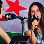 Itziar Ituño Instagram - Bizitzak bozgorailua emoten dotzu batzutan isildutakoen ahotsa entzun daien. Saharako andere eta gizon horiek, hamen dau neurea! Ozen ikus eta entzun zaitzatela ondo Izan zintzien, zarie eta izango zarie! Sahara libre! (Ta ganera ze berbaldi ederra emakumeon artien partekatutakoa Carne Crudako lagunekaz eta Eva Amaral- egaz @amaral.oficial ✊️) A veces la vida te da un altavoz para que se escuche la voz de l@s silenciad@s. Mujeres y hombres del pueblo Saharaui aquí está el mio! Que se os vea y escuche bien alto! Fuisteis, sois y sereis!! Sahara libre! (Y ademas que maravillosa charla con las compañeras de Carne cruda y Eva Amaral @amaral.oficial , aupa Eva!💜 Sometimes life gives you a microphone to herad the voice of the silenced. Women and men of the Saharawi people here is mine! May you be seen and heard loudly! You were, you are and you will be!! Sahara free! (And also, what a wonderful chat with the colleagues from Raw Meat and Eva Amaral @amaral.oficial, wow Eva! @fisahara_2022 @fisahara @carnecruda #saharafree #saharaaskea #saharalibre FiSahara