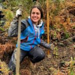 Itziar Ituño Instagram - Eskerrik asko Céline, Franzi, Linda, Becky, Ivan, Brooklin, Janire, Claudia...eta egon ezin zarete guztioi opari eder honengatik. Emakume (eta gizon) eder, eskuzabal eta maitagarriak zarie. 713 arbol urtebetze opari moduan opari benetan ederra da! Eskerrik asko, danke, danku, merci, ευχαριστώ, thanks. Marik zaidu gaitzala🌳🌳🌳🌳💫☘️🍁🍂🌱🍀🍃 Hemen bakarrik daude etorri zirenak, badakit askoz gehiago izan zinetela, guzti guztioi ESKERRIK ASKO! Gracias a todas las que vinisteis y a las que no pudisteis estar pero contribuisteis con todo el cariño a éste regalo de cumpleaños increible, plantar un bosque! Que Mari os guarde siempre💚 Urdaibai