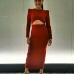 Itziar Ituño Instagram - Forqué sarietan @premiosforque , atzo. Izendapena nahiko sari.Eskerrik asko. Mila esker, Alicia @aliciaruedaatelier soineko ederragatik eta make up @ns_management_ pelukerrei be bai (ez naz akordatzen zuen IGaz etiketatzeko, sorry) En los premios Forqué ayer. Haber estado nominada por INTIMIDAD ya es bastante premio para mí, gracias. Gracias Alicia por tu vestido maravilloso @aliciaruedaatelier y a make up @ns_management_ y a las peluqueran (sorry, no me acuerdo de vuestro IG❤️)