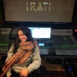 Itziar Ituño Instagram - Sugaar (Suge+ar), Sugoi edo Maju...euskal unibertsoko jainkoa. Mariren maitalea. Gizon, suge edo dragoi. IRATI filmaren fotograma bat @noisestudioa -n, pelikula honen soinu lanak goya bat merezi du. Ikusten ez dauena itsu dago..eta gor!😉🙌🌟💫 Sugaar (serpiente+macho), Sugoi ó Maju...deidad masculina del universo vasco. Hombre, seepiente o dragón. Un fotograma de la pelicula IRATI en los eatudios @noisestudioa . El trabajo de sonido de ésta pelicula merece un goya quien no lo vea eatá cieg@..y sord@! @irati_film @iratifilm