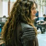 Itziar Ituño Instagram - Raquel Murillo pertonaia barriro be gorpuztea une batez pozgarria izan da. Gehiagoko gogoekaz gelditu naz, halan da be! Ia zer dakarren bizitzak. @lacasadepapel @netflixes Encarnar de nuevo el personaje de Raquel Murilo por un momento ha sido una alegría. Me quedo con ganas de más! A ver que trae la vida.