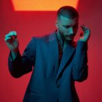 Ivan Krishtoforenko Instagram - Какой по душе? О чем ты думаешь? В своей голове тысячи слов умничают Сидя за столом молча ужинали Кушали доброго, старого, мудрого Весёлого уже съели!!! В самом начале, жестокие звери Лишь звук колыбели уже как гипноз На каждой недели новый прогноз Много задач и много проблем Утром лень, приготовлю и съем. F. @ah_leto