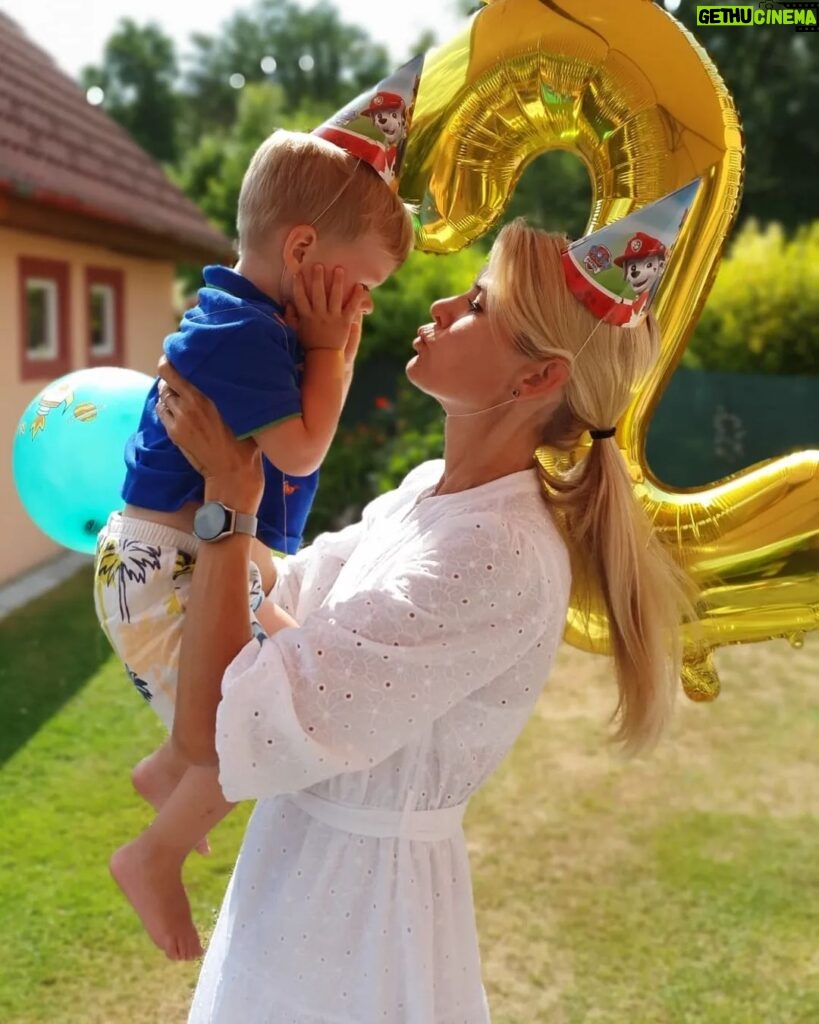 Iveta Lutovská Instagram - Všechno nejlepší, chlapečku můj! #2 #velkykluk #💙 Třeboňsko