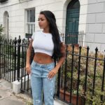 Izzy Fairthorne Instagram - Keep your head, heels and standards high @simmishoes