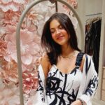 Júlia Gomes Instagram - Sempre feliz com @sinesiakarol 🩷 Me conta qual foi seu look favorito! 🌟 Rio de Janeiro, Rio de Janeiro