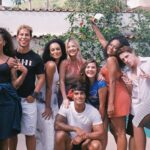 Júlia Gomes Instagram - Quem ai está com saudades de um filme novo? Logo logo tem novidades 🤩💖 Carnaval