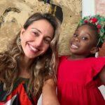 Júlia Mendes Instagram – Feliz Natal pra todos vocês! É tempo de agradecer por ter quem a gente tem! ♥️🎄💫🙏🏼