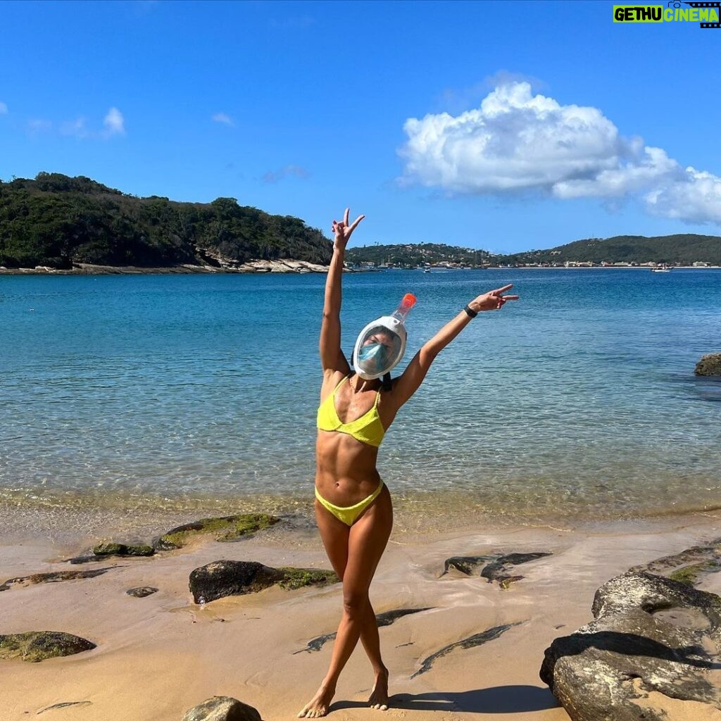 Júlia Mendes Instagram - Não há melhor lugar no mundo do que perto de quem a gente ama. Dias inesquecíveis e cheios de amor❣️