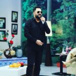 Jabar Abbas Instagram - ClubHouse 👋welcomes the Super Talented Pakistani Singing Sensation @jabarabbasofficial (Coke Studio) in PAKISTAN GLOBAL - ClubHouse 👋 at 8PM - PST/ 8:30 PM - IST/ 11AM - EST on Saturday, 3rd July Hosted by Asma @eatloveprayrepeat & Ali Jaffery @aliijaffery