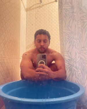 Jaboukie Young-White Instagram - some of you wont want to hear this.

i used to take scorching hot showers. like douse me in old bay throw me in a pot and dump me on a picnic table scorching hot showers. then i took a cold bucket shower in slide 2 and something shifted... unfortunately my skin is glowing and my bacne is cleared bc i stopped crab boiling myself. stop taking scorching hot showers