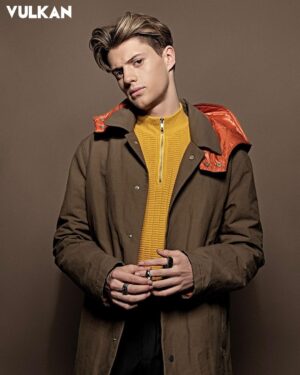 Jace Norman Instagram - Vulkan cover shoot. 
shot by: @tjmanou 
grooming by: @paige__davenport styled by: @styledbyfranzy 
cover of @vulkanmag