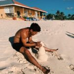 Jack Gilinsky Instagram - i made a sandman. merry christmas.