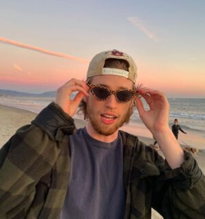 Jackson Pace Instagram - I cropped my feet out of the last slide because old men DM me asking for feet pics and it makes me uncomfortable. Have a great day!

No but fr, $50 for the full pic 👀