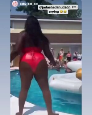 Jada Shada Hudson Instagram - 🦢🦢🦢🦢Did I Miss the Swan?🦢🦢🦢
💦💦💦💦💦💦OR💦💦💦💦💦💦💦💦
🌊🌊🌊I wanted to Really Go In? 🌊🌊🌊🌊
.
.................SWIPE THERES MORE....................
.
💦💦💦💦Tell Me What You Guys Think 🤣
🏳️‍🌈🏳️‍🌈🏳️‍🌈Happy Pride @thenorthridgeinn🏳️‍🌈🏳️‍🌈
.
.
Also why would @baby_bel_bel put that song on my video🤣🤣 I have watched it like 50 times and I am still screaming 🤣🤣🤣🤣