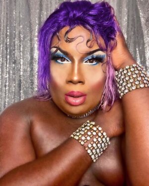 Jada Shada Hudson Instagram - 👸🏾....It's Jadalicious B✨✨CH.....
.
.
.
.
👩🏼‍🎨Painted by @missfiercalicious 🎨
👀lashes by: @broncobrushes 🇬🇧
.
🫖Some Tea ? ☕️ this Human hair wet wig was given to me by my ex @fantasiaroyalegaga 😜
.
.
.

. 🌹🌹🌹🌹🌹🌹🌹🌹🌹🌹🌹🌹🌹 #makeuplooks #makeuptutorial #makeupartist #makeupaddict #glammakeup #rpdr #dragrace #dragqueens #dragqueensofinstagram  #dragqueenmakeup #fashionista #fashionstyle #fashionphotography #influencer #influencers #publicfigure #canadasdragrace #canada🇨🇦#blm #blmmovement #blm