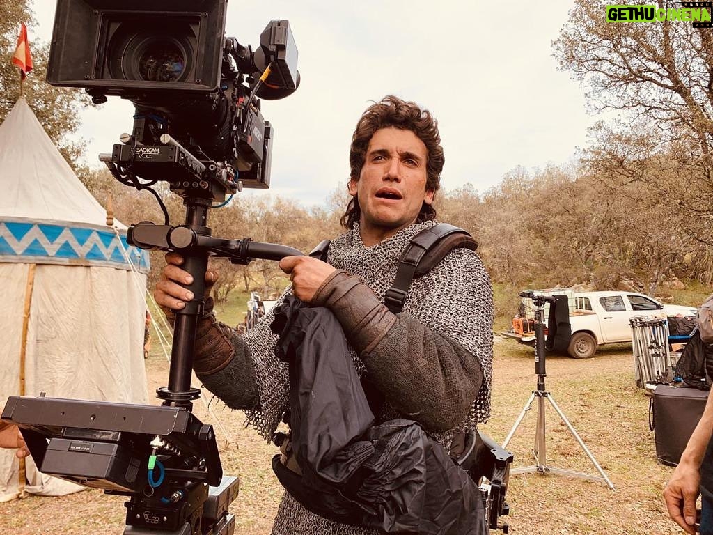 Jaime Lorente Instagram - De cuando el Cid operaba…❤️😈