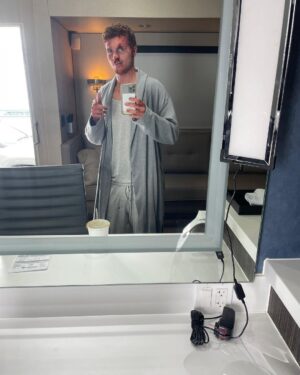 Jake Austin Walker Instagram - “Searching for it is dangerous”
-Liam Sadusky 

Exhibit A. 

How we liking Ep 6 so far?

@disneynt @disneyplus