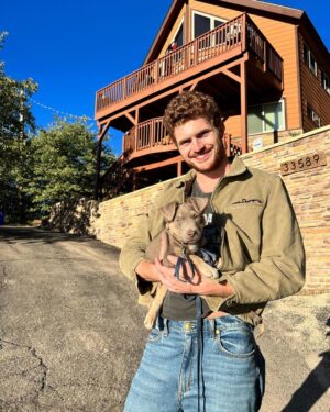 Jake Austin Walker Instagram - This is now an Atlas fan page 🐶