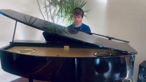 Jake Katzman Instagram - Cover of Golden Hour #goldenhour #cover #singer #songwriter #teen