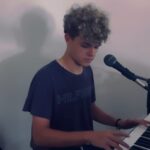 Jake Katzman Instagram - #flowers #miley #mileycryus @mileycyrus #cover #coversong #livemusic #noautotune #acustic @jakekatzman #jakekatzman #newmusiccomingsoon #spotify #applemusic #reels #imperfectionisperfection