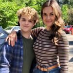 Jake Katzman Instagram - It’s a wrap! Had an amazingly time with this extremely talented cast and crew! @torreydevitto from @nbcchicagomed & @prettylittleliars #leadrole #lead #setlife #actor #teen @devintrey08 @jordancoleofficial @lucascentanni @thekaiblue @vincentcondurso @kayannette.2 @zach.podair @sophiepogodin @calidore44 @margotandersonsong #teenactor #grateful #hardworkpaysoffs @take3talent @theresapittius @jakekatzman #teenactor #movie Massachusetts