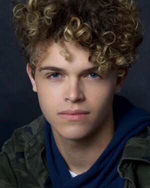 Jake Katzman Instagram - IT’S MY BIRTHDAY!!! Gonna party like it’s my birthday…’cause it is!!! 🤣🎉 photo credit @lisalynnphotodesign  #birthday #teen #life #headshot #blackandwhitephotography #celebrate #jakekatzman