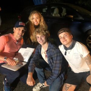 Jake Katzman Instagram - It’s a wrap! Had an amazingly time with this extremely talented cast and crew! @torreydevitto from @nbcchicagomed & @prettylittleliars #leadrole #lead #setlife #actor #teen  @devintrey08  @jordancoleofficial @lucascentanni @thekaiblue @vincentcondurso @kayannette.2 @zach.podair @sophiepogodin @calidore44 @margotandersonsong #teenactor #grateful #hardworkpaysoffs @take3talent @theresapittius @jakekatzman #teenactor #movie