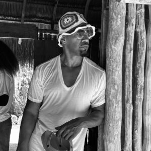 Jamie Foxx Instagram - You’re lookin at a man who is thankful… finally startin to feel like myself… it’s been an unexpected dark journey… but I can see the light… I’m thankful to everyone that reached out and sent well wishes and prayers… I have a lot of people to thank… u just don’t know how much it meant… I will be thanking all of you personally… and if you didn’t know… GOD IS GOOD… all day every day… #swipeleft #imbackandimbetter  #nobaddays