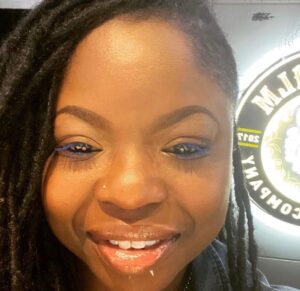 Jamie Foxx Instagram - Happy birthday to my beautiful for sister  @frequency11 “D”… you are magical you are beautiful you are the courageous lionesses #leoseason  And without you I would not be here… had you not made the decisions that you made I would’ve lost my life…. I love you forever and ever happy birthday sis  #swipeleft