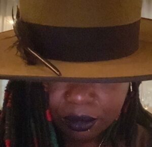 Jamie Foxx Instagram - Happy birthday to my beautiful for sister  @frequency11 “D”… you are magical you are beautiful you are the courageous lionesses #leoseason  And without you I would not be here… had you not made the decisions that you made I would’ve lost my life…. I love you forever and ever happy birthday sis  #swipeleft