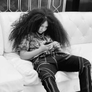 Jamie Foxx Instagram - Behind that hair is an incredible little girl who’s growing up!!!! HAPPY BIRTHDAY ANELISE!!!! My beautiful daughter!!! 15 years young!!?