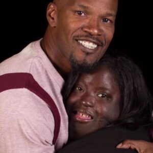Jamie Foxx Instagram - My beautiful angel deondra…. #swipeleft