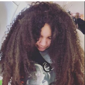 Jamie Foxx Instagram - Behind that hair is an incredible little girl who’s growing up!!!! HAPPY BIRTHDAY ANELISE!!!! My beautiful daughter!!! 15 years young!!?