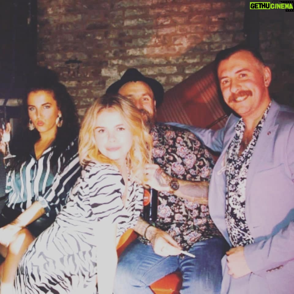 Jamie Lee O'Donnell Instagram - *something about missing nights out* also, we all look like rides.... 🤠 @saoirsemonicajackson @mickdogg1984 @boycarson