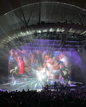 Jamie XX Instagram - Wow wow wow. Thank you Hollywood Bowl, that felt special! We turned the bowl into a rave!! So much joy and dancing and togetherness and funnn, I’m still feeling it all. 😍 

Massive thanks to my besty Romy for being there with me, it was so great to be back on a stage with you xxx