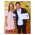 Jan Kopečný Instagram - Cenu za podporu jsem přebíral poprvé! #pocitacedetem #ceskamiss ——————————————————————————— #jankopecny #fun #instagram #instadaily #beautiful #funny #happy #life #healthy #instadaily #lifestyle #instacool #instapic #bestoftheday #photo #jk #me #botox #botoxmusic #instagood #photooftheday #instamood #follow #smile #like #like4like #🇨🇿 #💋