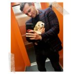 Jan Kopečný Instagram - Vítej doma ... #spikezipetik #dog #bischonhavanese ——————————————————————————— #jankopecny #fun #f4f #instagram #instadaily #beautiful #funny #happy #life #instadaily #lifestyle #instacool #instapic #bestoftheday #photo #jk #me #botox #botoxmusic #instagood #photooftheday #instamood #follow #smile #like #like4like #🇨🇿 #💋