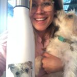 Jane Hall Instagram - My cousin Jocey over at @myordercup makes these super cute bottles with your pets pic printed on them!! Betty is beside herself!! You just email the photo and it’s that easy…. Jump online…such a great gift idea. 🐶💕🐶💕 @mwb_mywaterbottle is the site xxxx
