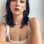 Jane Wu Instagram - Hello Jane!❤️ #chinesegirl #selfie #summertime 浙江橫店影視城